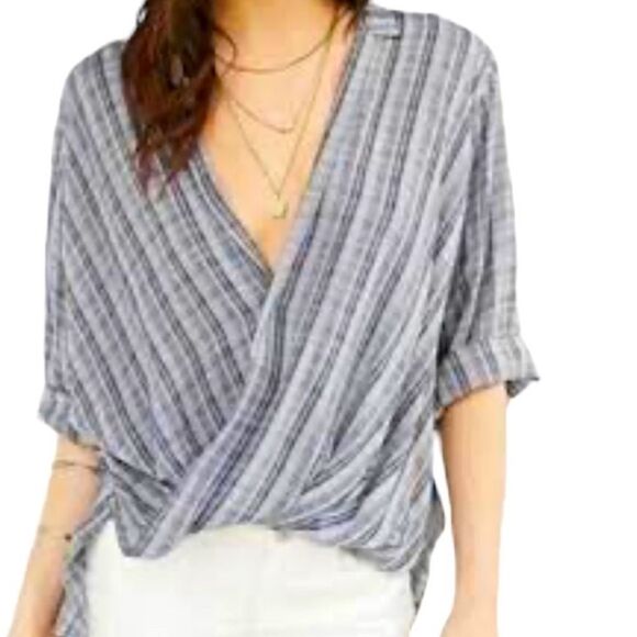 silence + noise Tops - Urban Outfitters Silence + Noise Top Size M